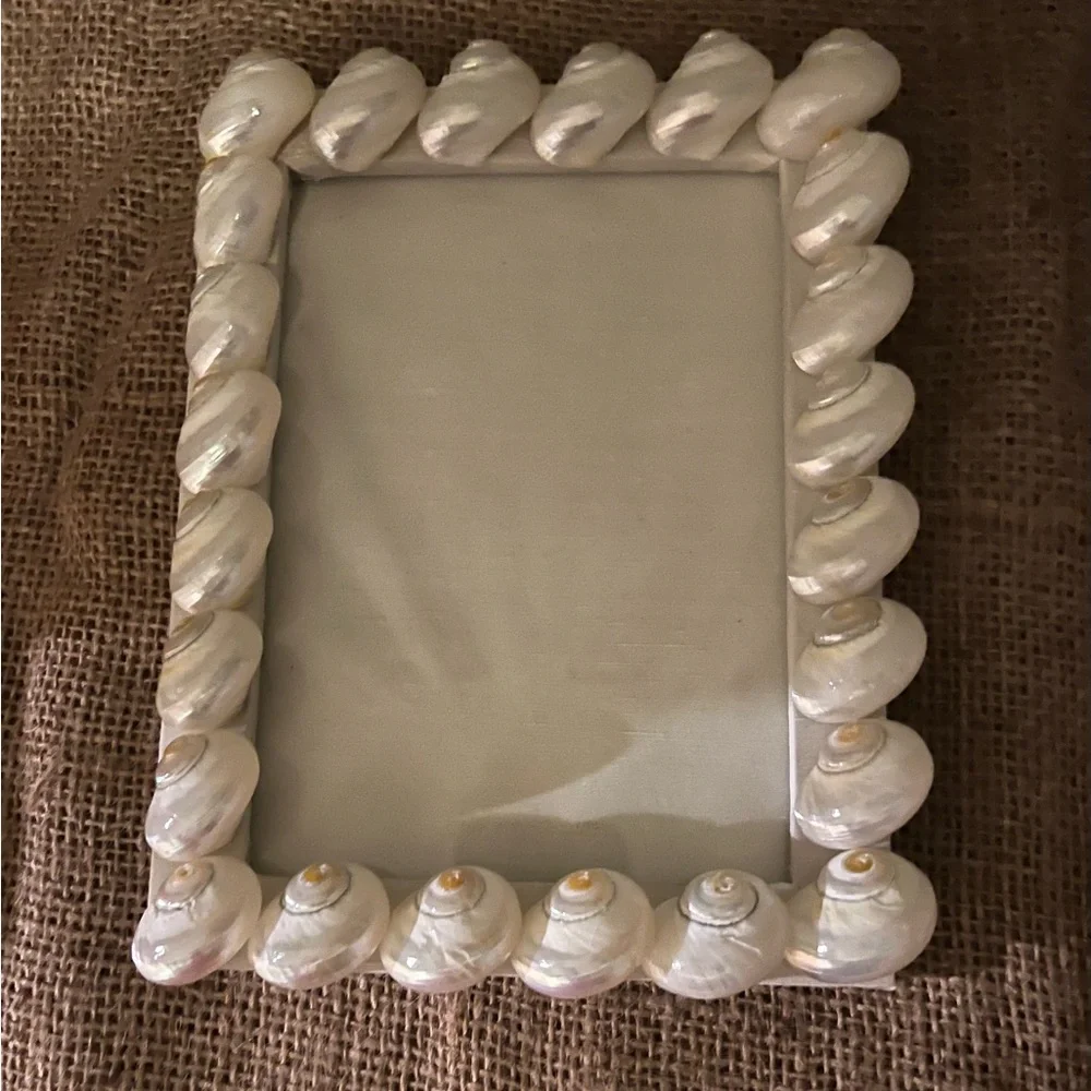 Z Gallerie Elegant White Shell Photo Frame